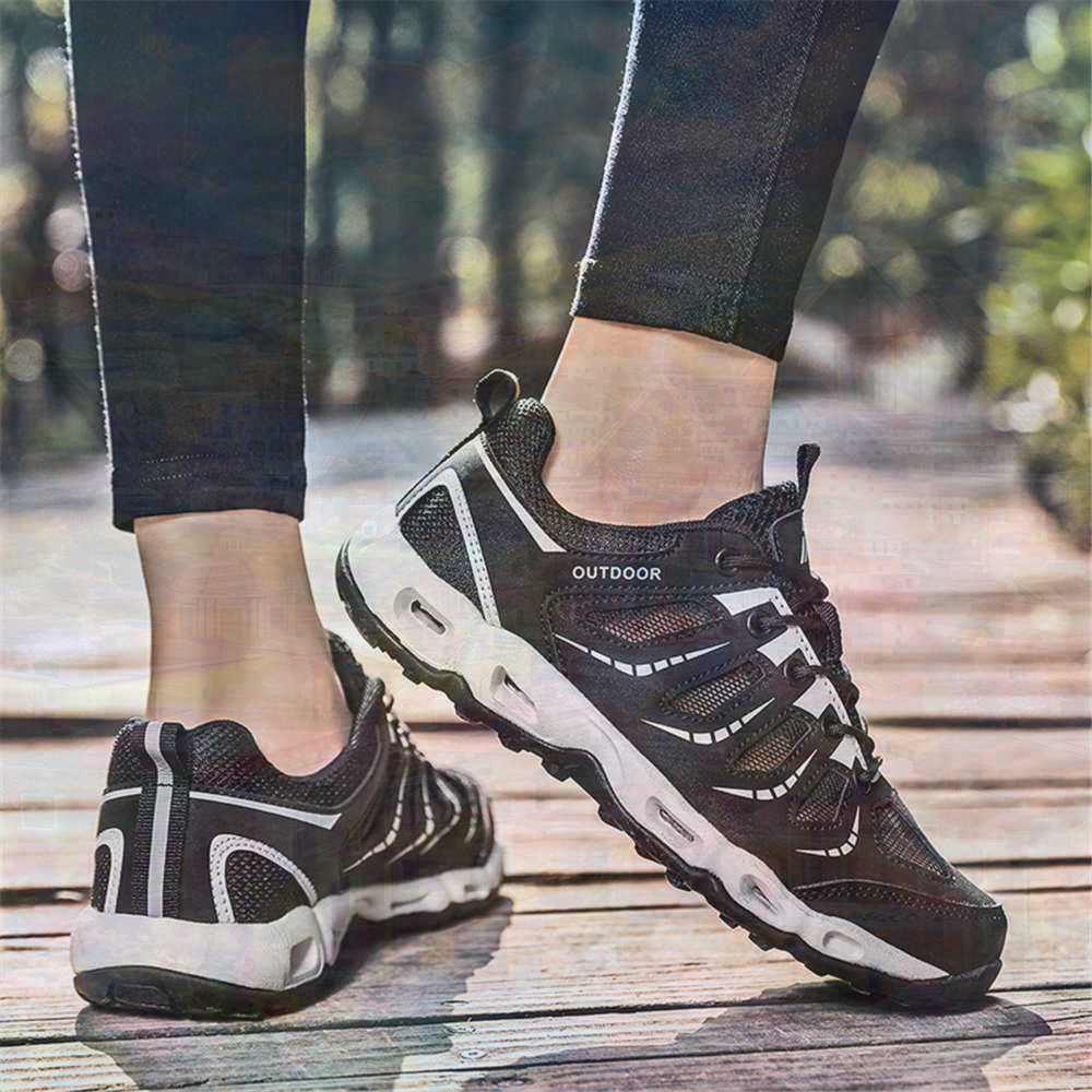 Sumer Round Tip Silver Sneaker - Women'S Formal Wear With Sneakers avis et prix